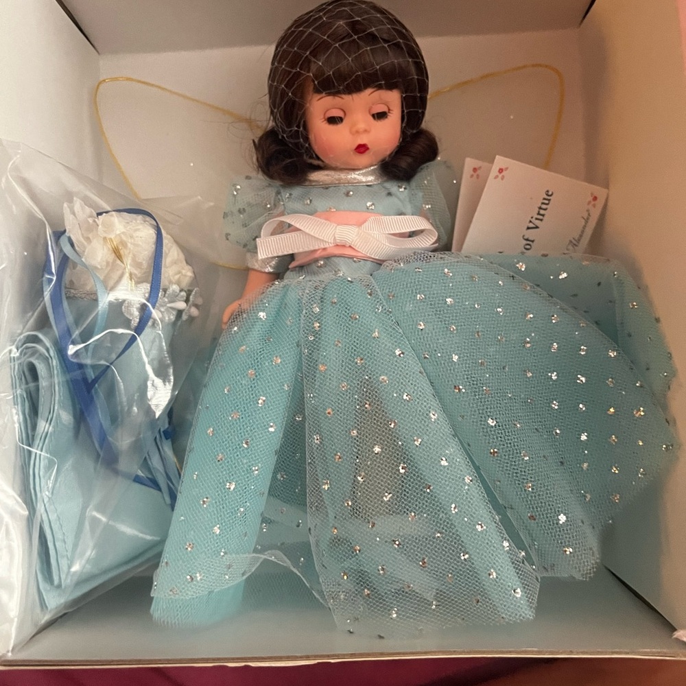 Madam Alexander - Fairy of Virtue new